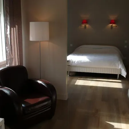Cardinal Hotel