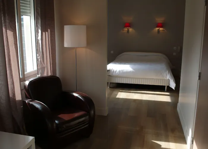 Cardinal Hotel 3*